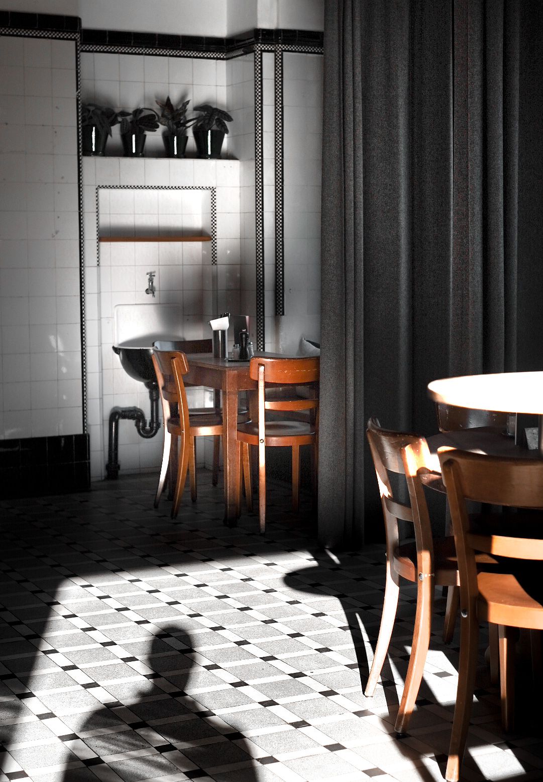 City of Zürich
Cafe Zürich